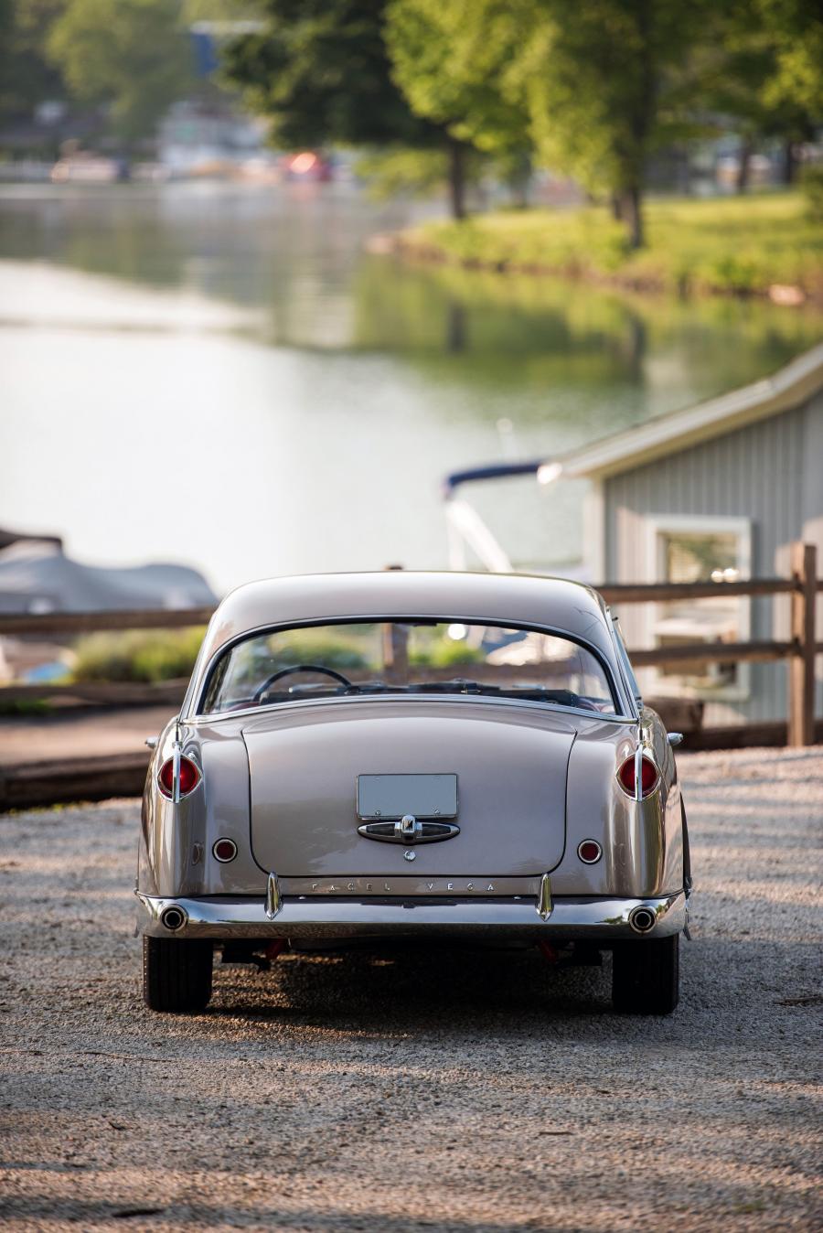  Facel Vega FV4 Typhoon 1957 года  (фото 6 из 28)